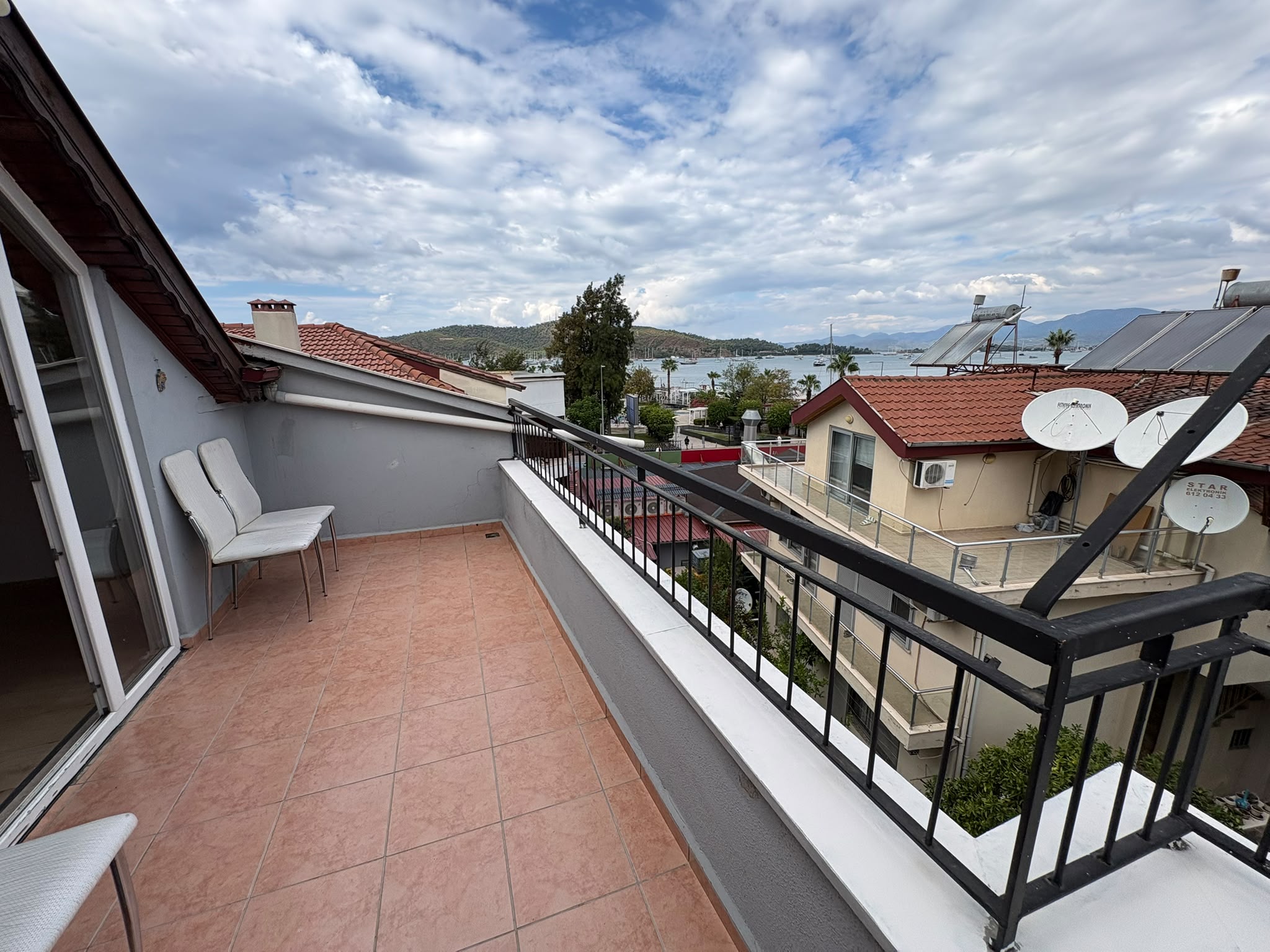 DY GAYRİMENKUL'DEN  DENİZ MANZARALI 3+1 KİRALIK DAİRE - 2